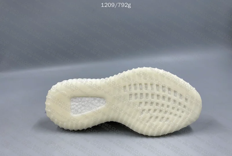 yeezy 350 v2 JMDY 4