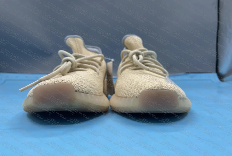 Yeezy 350 v2 linen blind box 2