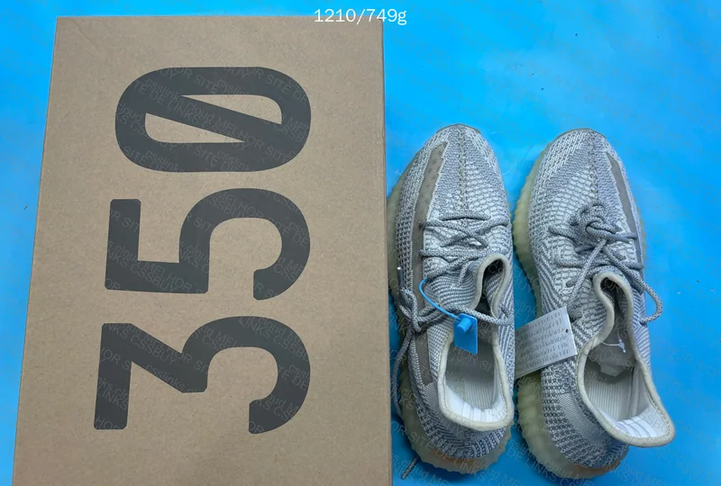 Yeezy 350 V2 'Lundmark' - (K Batch Promo OVO) 2