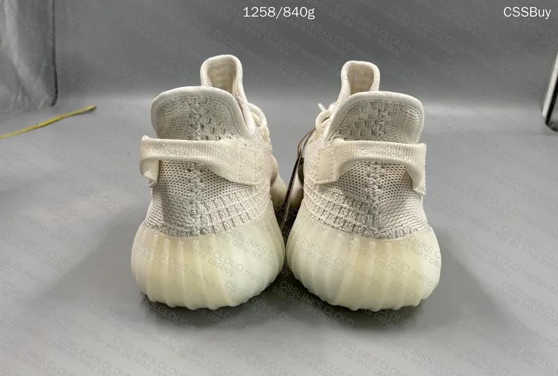 Yeezy 350 V2 LW GL?