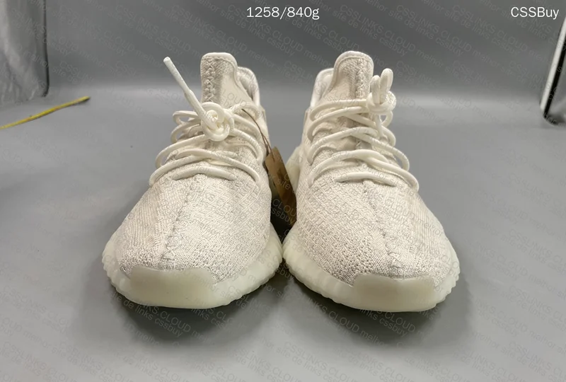 Yeezy 350 V2 LW GL? 3