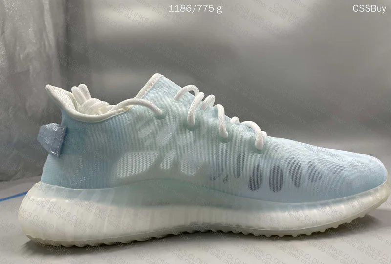 Yeezy 350 V2 Mono Ice