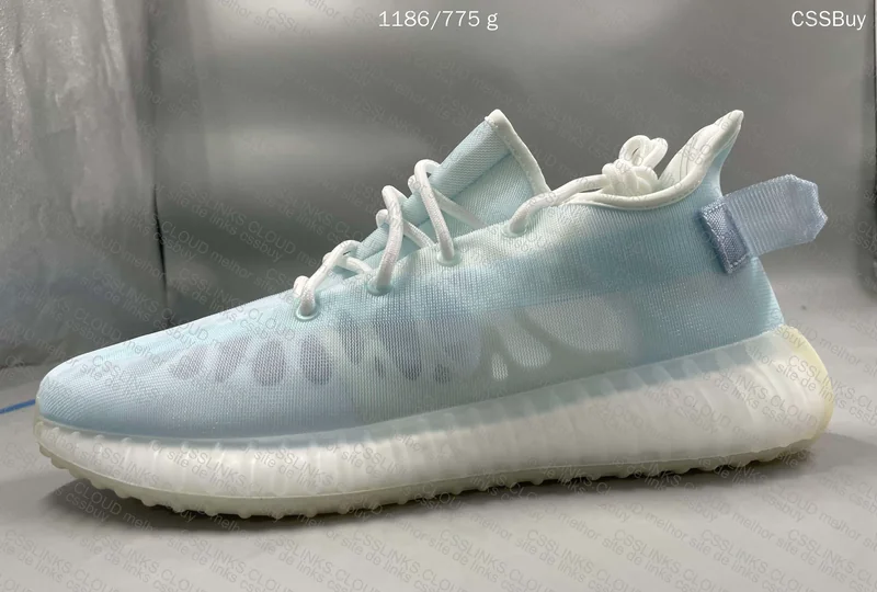 Yeezy 350 V2 Mono Ice 2