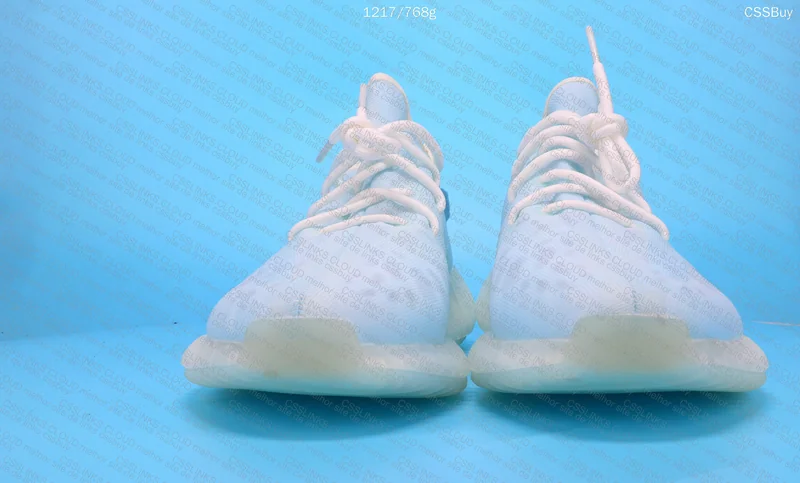 Yeezy 350 v2 Mono Ice 3