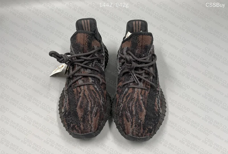 Yeezy 350 V2 - MX Rock (SALE)