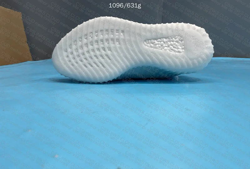 Yeezy 350 V2 OG batch 3