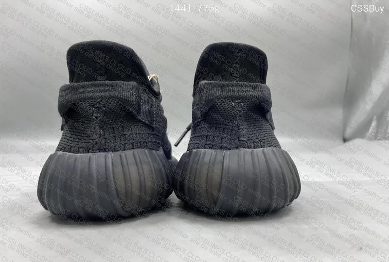Yeezy 350 V2 Onyx 2
