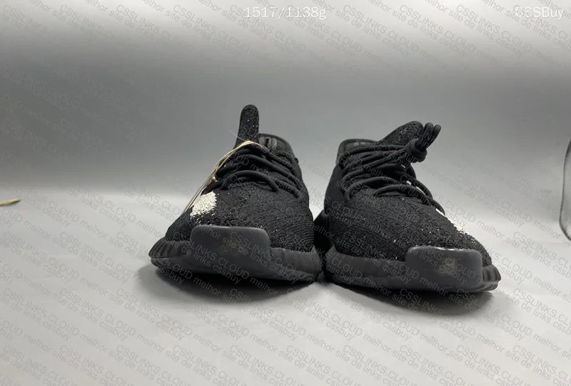 Yeezy 350 V2 Oreo 9