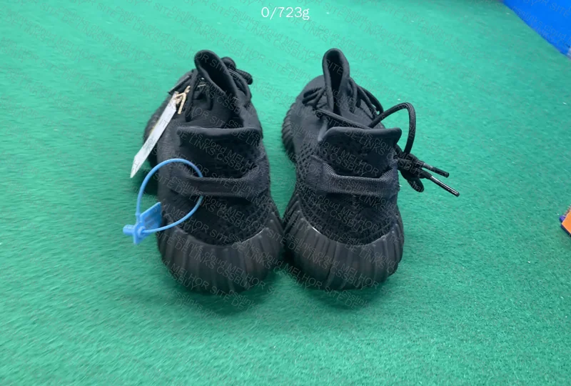 Yeezy 350 V2 Black Onyx 2