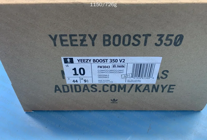 Yeezy 350 v2 [Small OG] - Cloud White 4