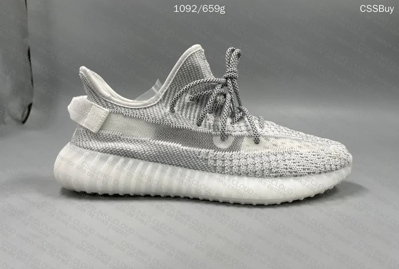 YEEZY 350 V2 Static 109Y 4