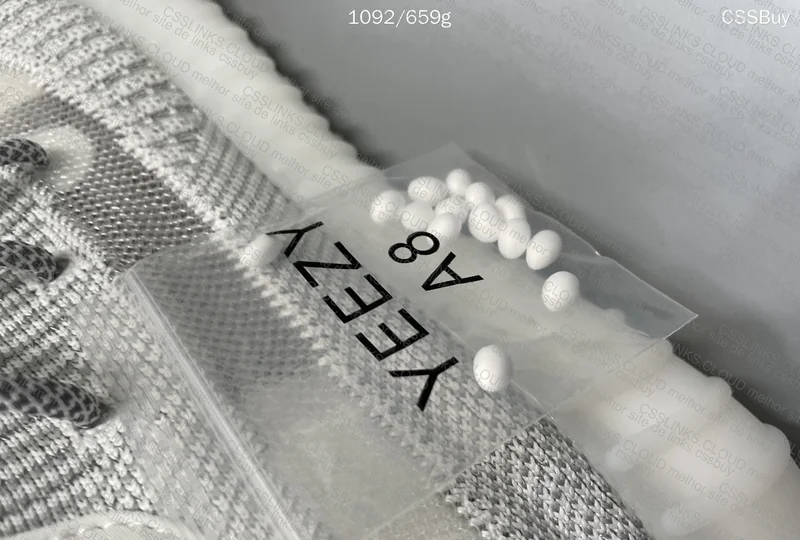YEEZY 350 V2 Static 109Y 5
