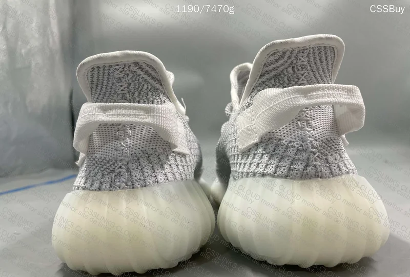 Yeezy 350 V2 Static
