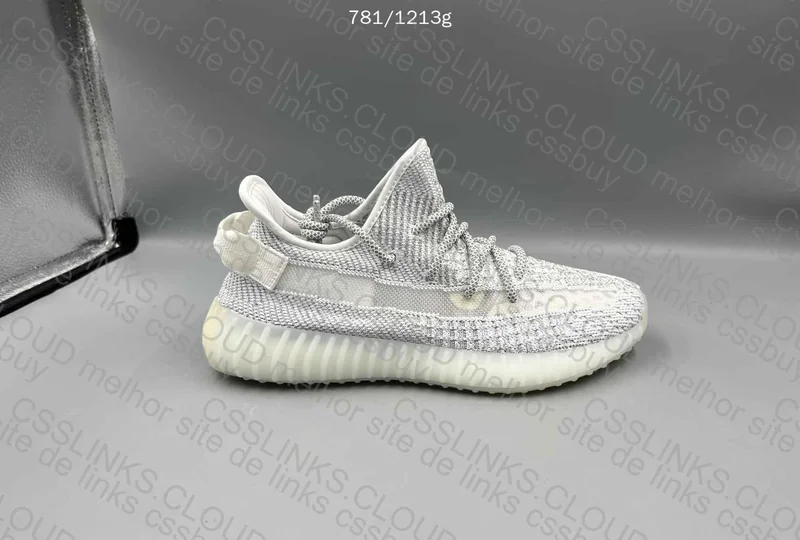 Yeezy 350 v2 Static 10