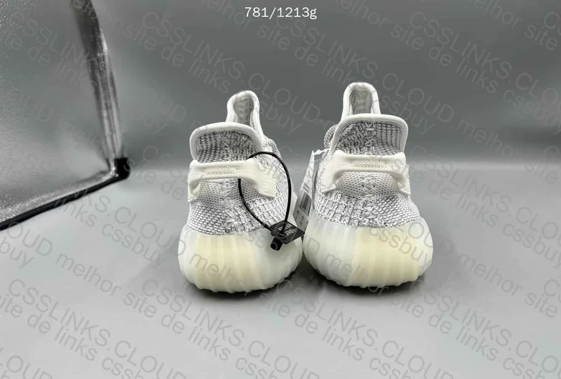 Yeezy 350 v2 Static 2