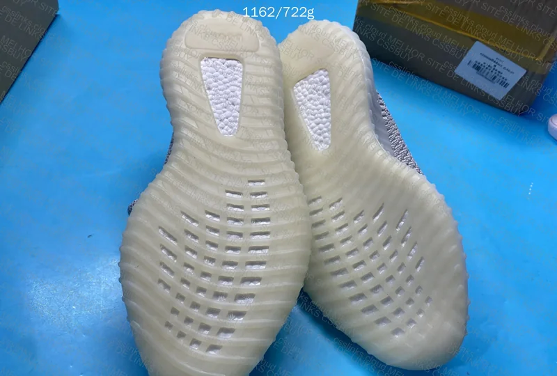 Yeezy 350 V2 Static Non-reflective