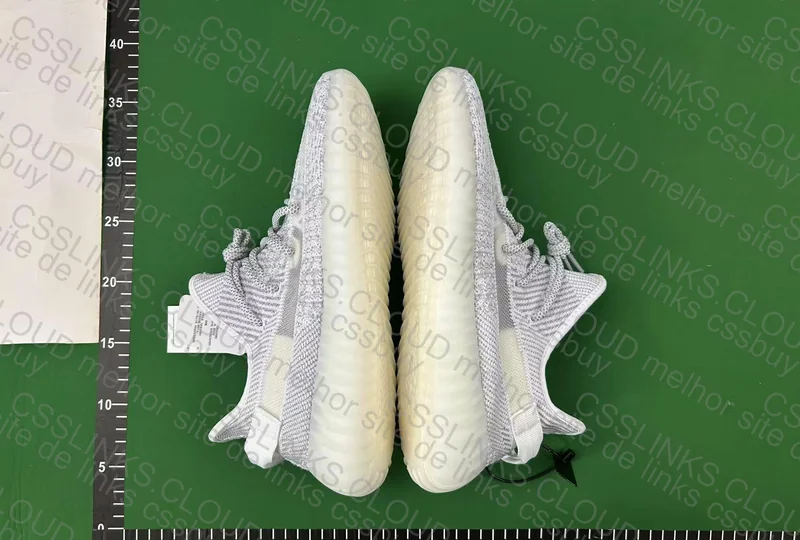 Yeezy 350 v2 Static Reflective 2