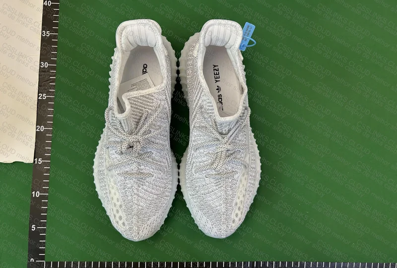 Yeezy 350 v2 Static Reflective LW 4