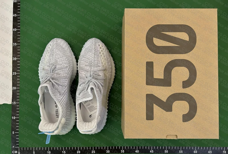 Yeezy 350 v2 Static Reflective LW 6