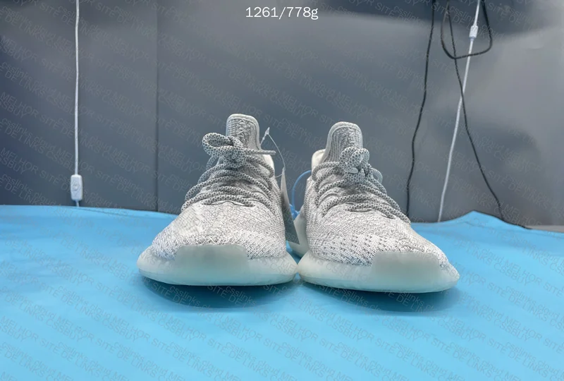 Yeezy 350 V2 Static Reflective Lw 3