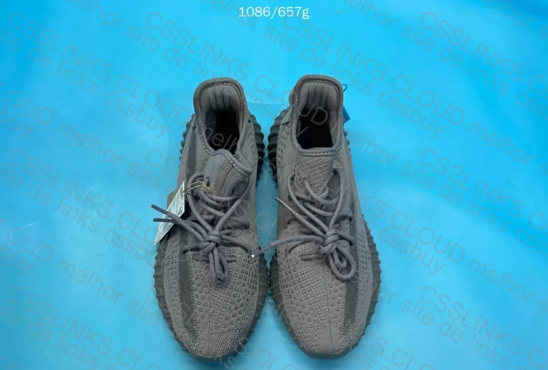 Yeezy 350 V2 Steel Grey 2