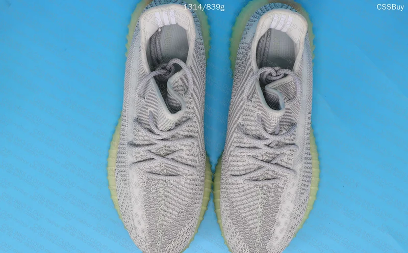 Yeezy 350 V2 STOS