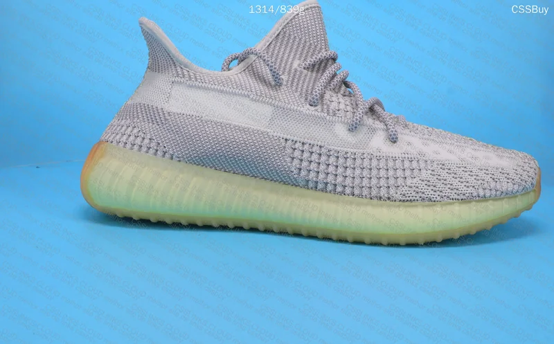 Yeezy 350 V2 STOS 6