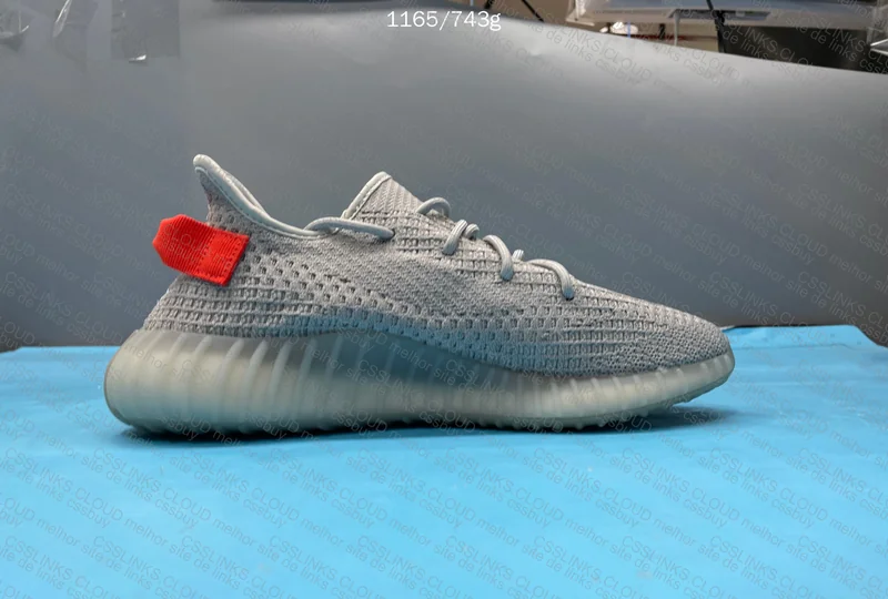 Yeezy 350 v2 Tail Light - Og Batch(?) 2
