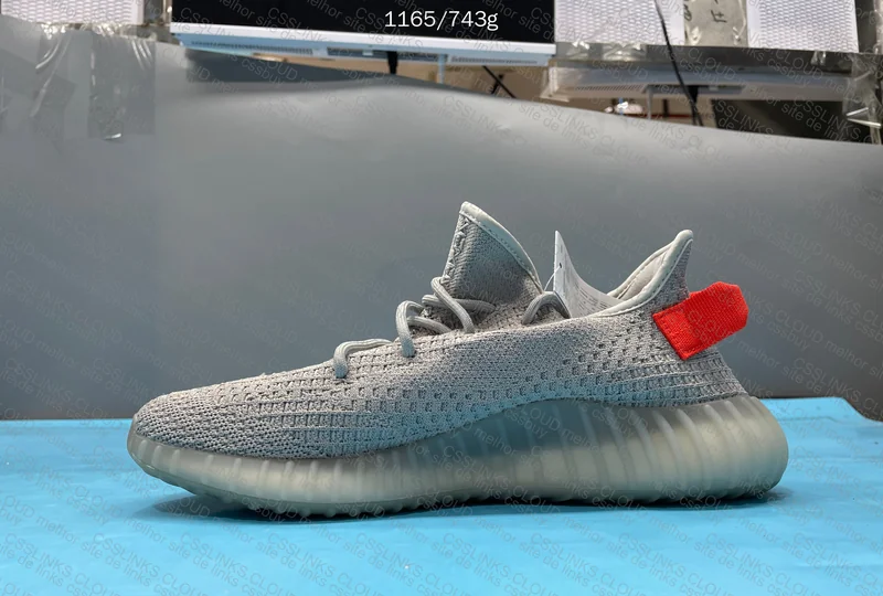 Yeezy 350 v2 Tail Light - Og Batch(?) 8