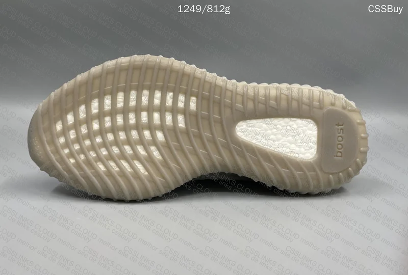Yeezy 350 V2 Tail Light GL?? 2