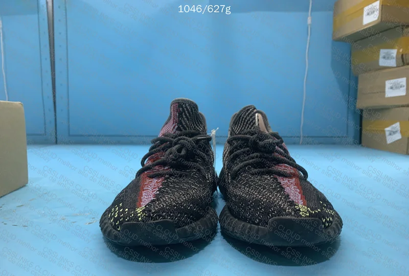 Yeezy 350 V2 Yecheil (Blind Box) 5
