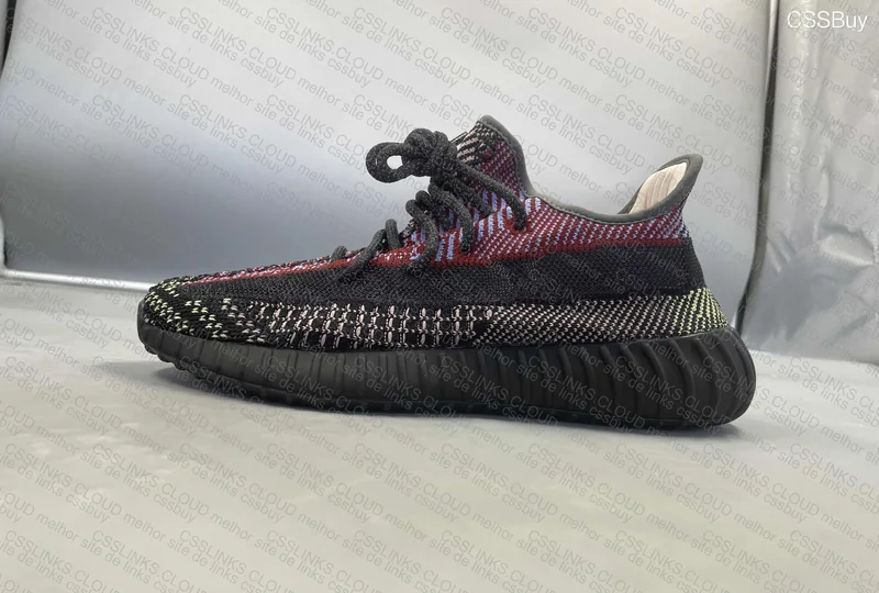 Yeezy 350 v2 Yecheil Non-Reflective 7