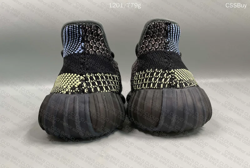 Yeezy 350 Yecheil