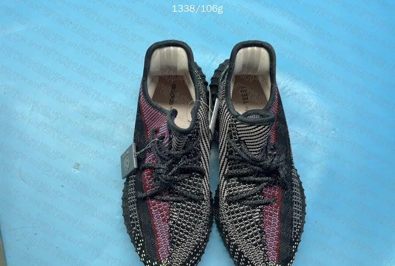 Yeezy 350 'Yecheil' (blind box) 5