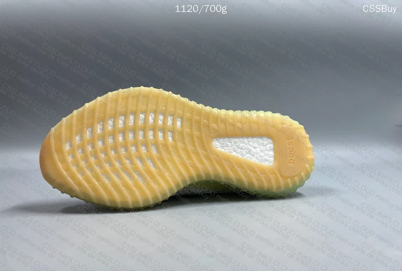 YEEZY 350 YESHAY 5