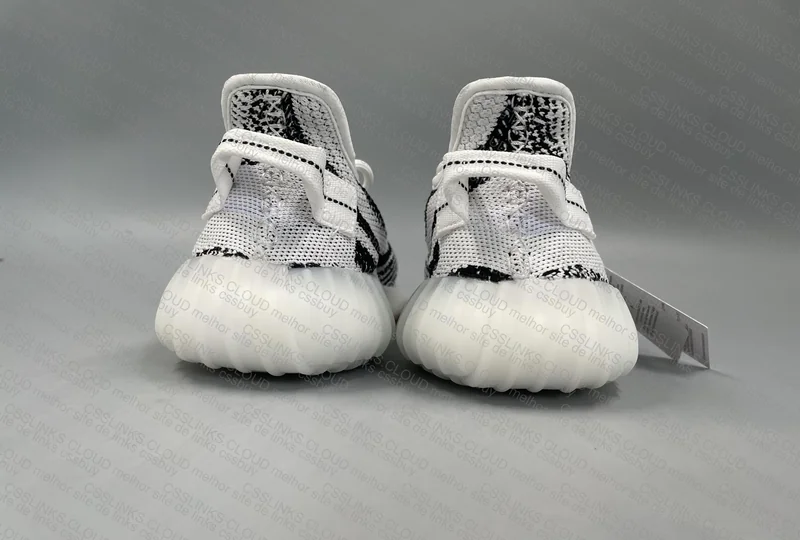 Yeezy 350 Zebra 3