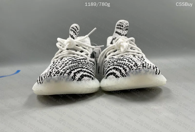Yeezy 350 zebra AJUDEMM 3
