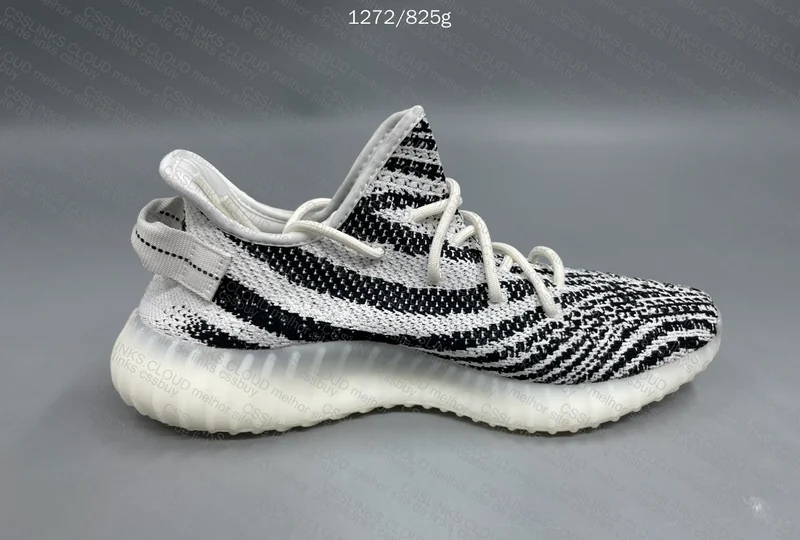Yeezy 350 Zebra V2