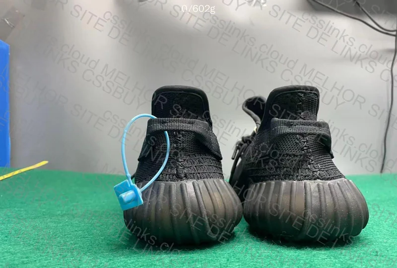 yeezy 350v2 7