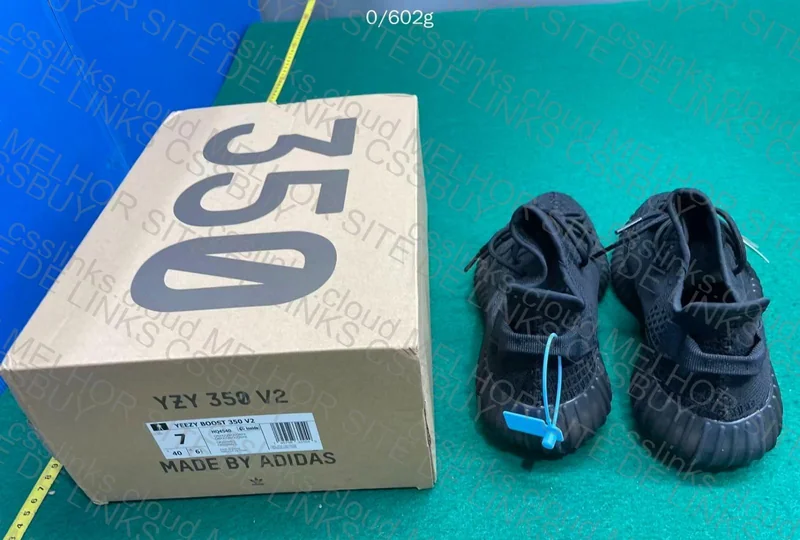 yeezy 350v2 8