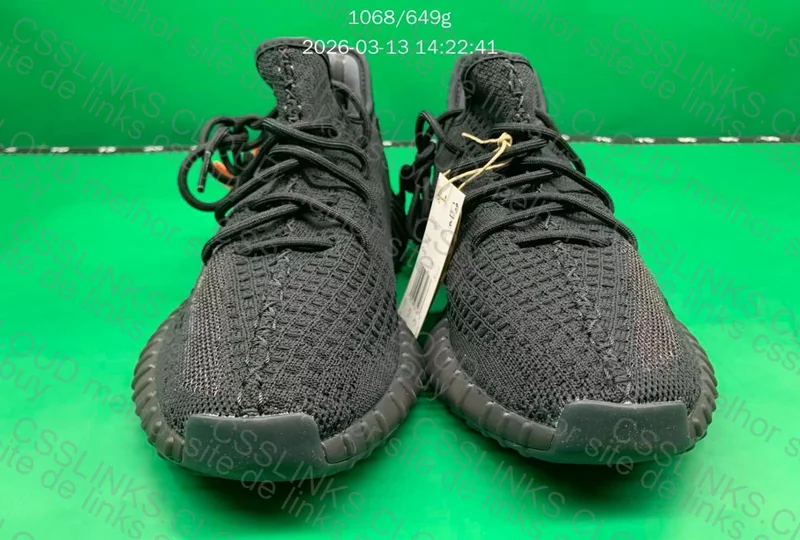 yeezy 350v2 10