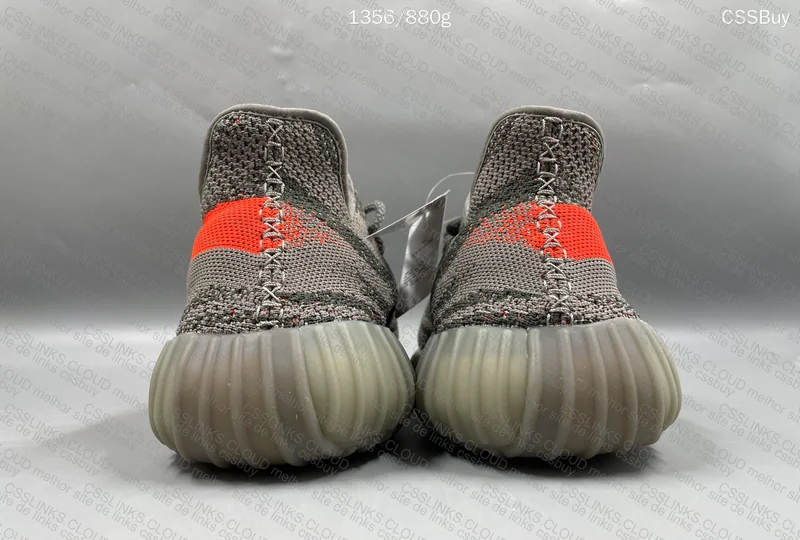Yeezy 350v2 Beluga