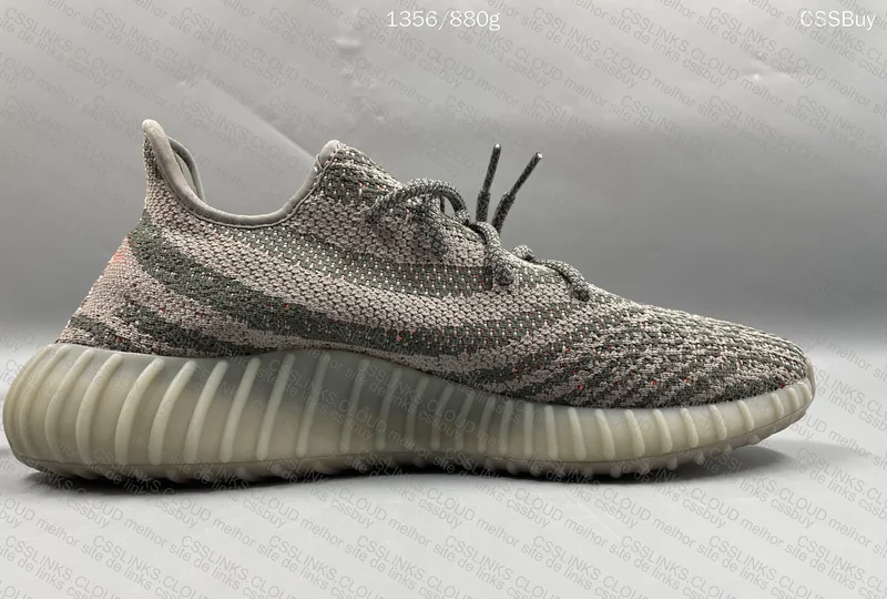Yeezy 350v2 Beluga 4