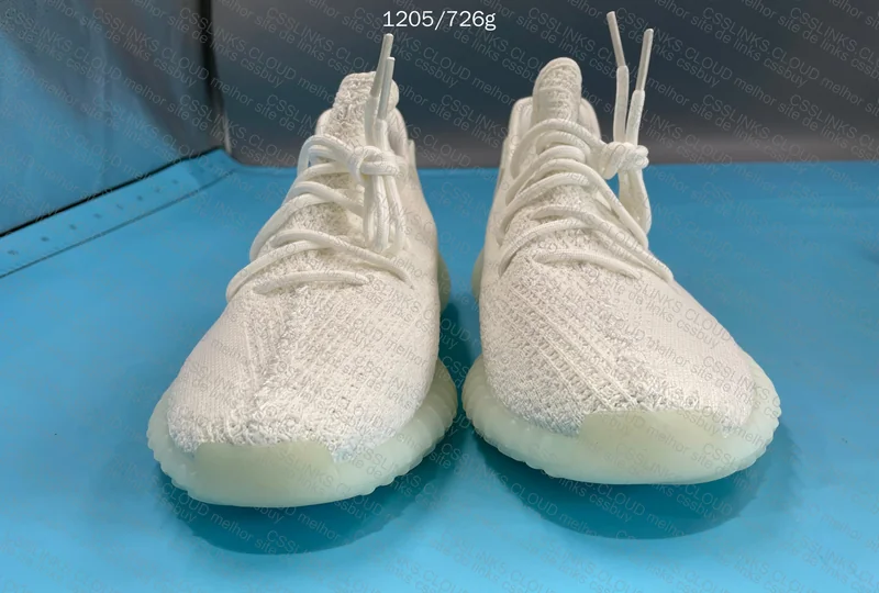 Yeezy 350v2 Blind Box 01