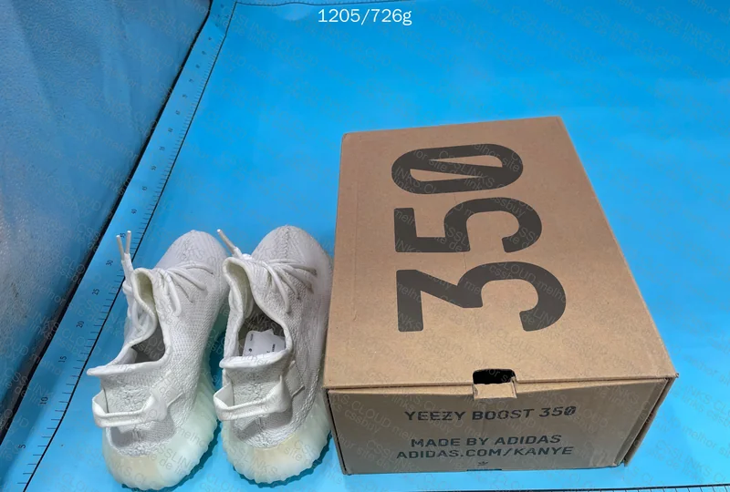 Yeezy 350v2 Blind Box 01 4
