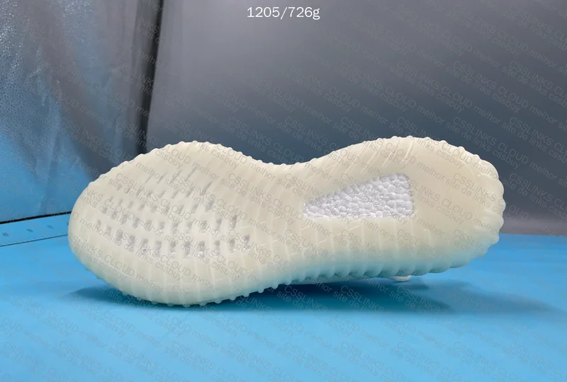 Yeezy 350v2 Blind Box 01 8