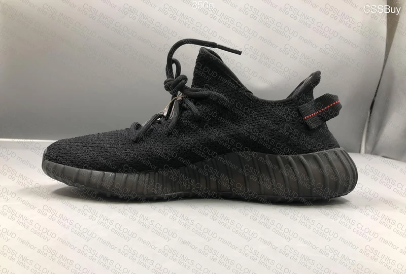Yeezy 350V2 BRED