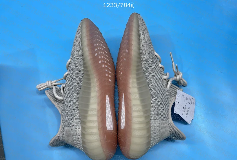 Yeezy 350v2 "Citrin" Blind Box 3