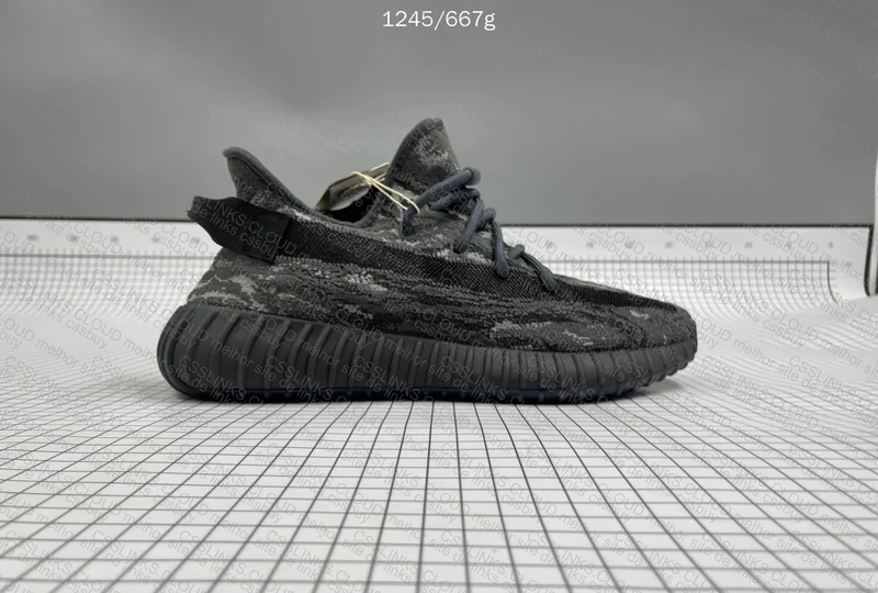 Yeezy 350v2 Dark Salt 4