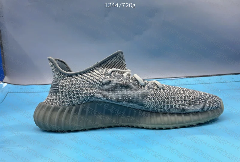 Yeezy 350v2 Israfil - BlindBox 4